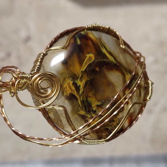 Copper/Brass Wire Wrapped Stone Pendant - Picture 6 of 6